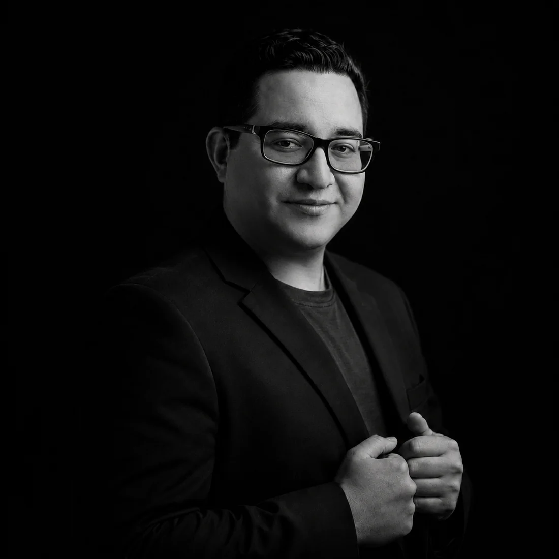Retrato profesional del Dr. Luis Eduardo Barajas Vega